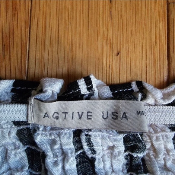 Active USA Black & White Tank Top Size S - Picture 4 of 4